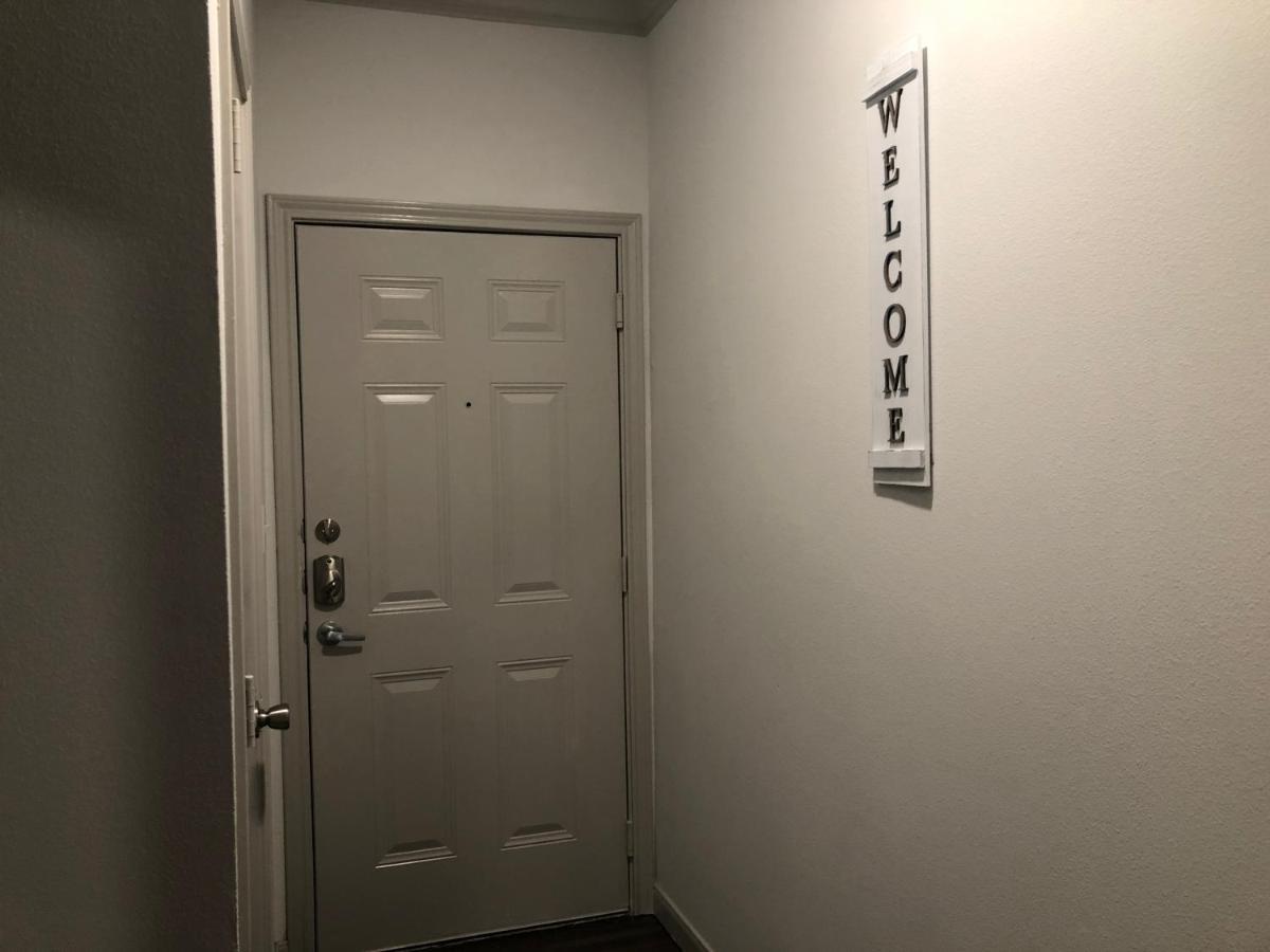 Lavish Apartment Near Houston Medical Centre Номер фото